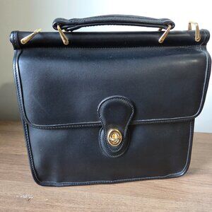 VINTAGE NATURALIZER BLACK GENUINE LEATHER STATION BAG MEDIUM